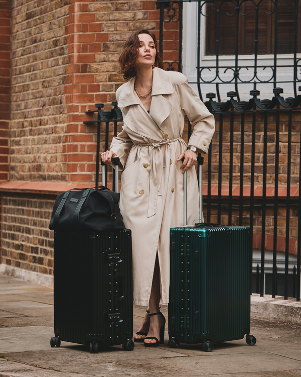 Medium Check-in Bag (Black)